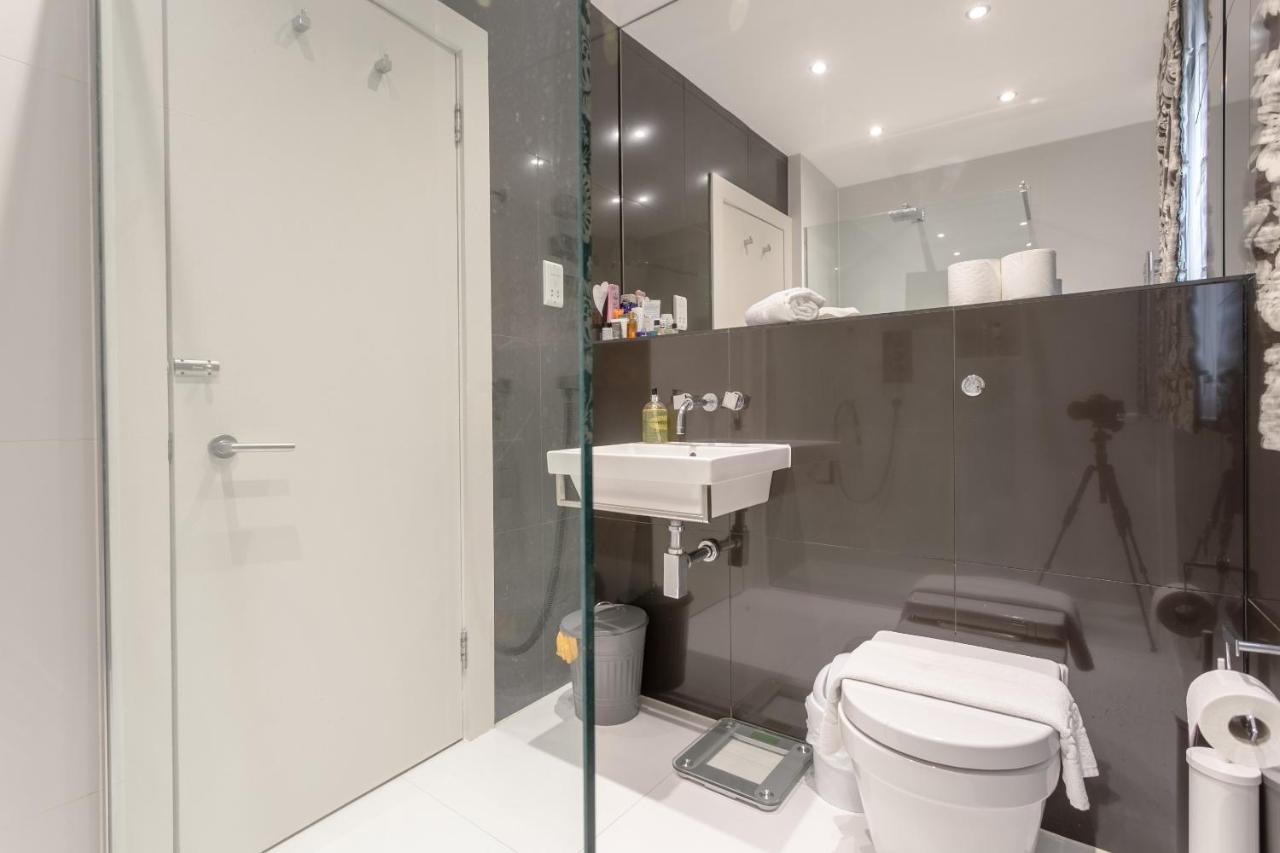 2 Bedroom Apartment Hammersmith Grove Sleeps 4 Londyn Zewnętrze zdjęcie